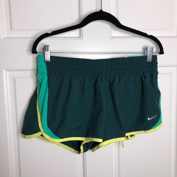 Nike Shorts - Picture 1 of 4